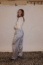 Load image into Gallery viewer, SATIN WIDE LEG PANTS
