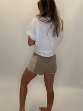 Load image into Gallery viewer, SPORTY CHIC SHORTS | BEIGE
