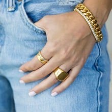Load image into Gallery viewer, CHUNKY CHAIN BRACELET | GOLD
